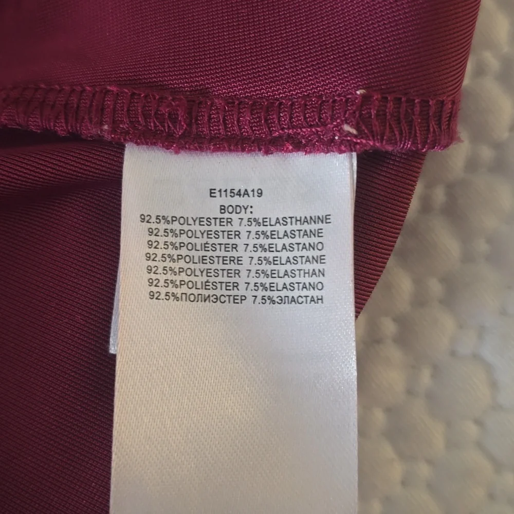Molly Bracken Elegant Velvet Red Top - Picture 10 of 10